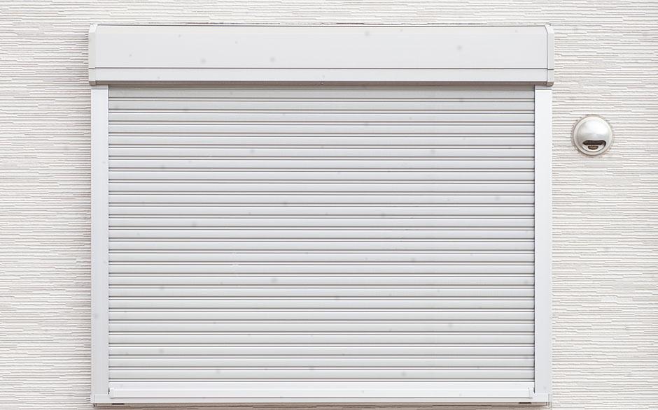 store porte fenetre pvc Paris